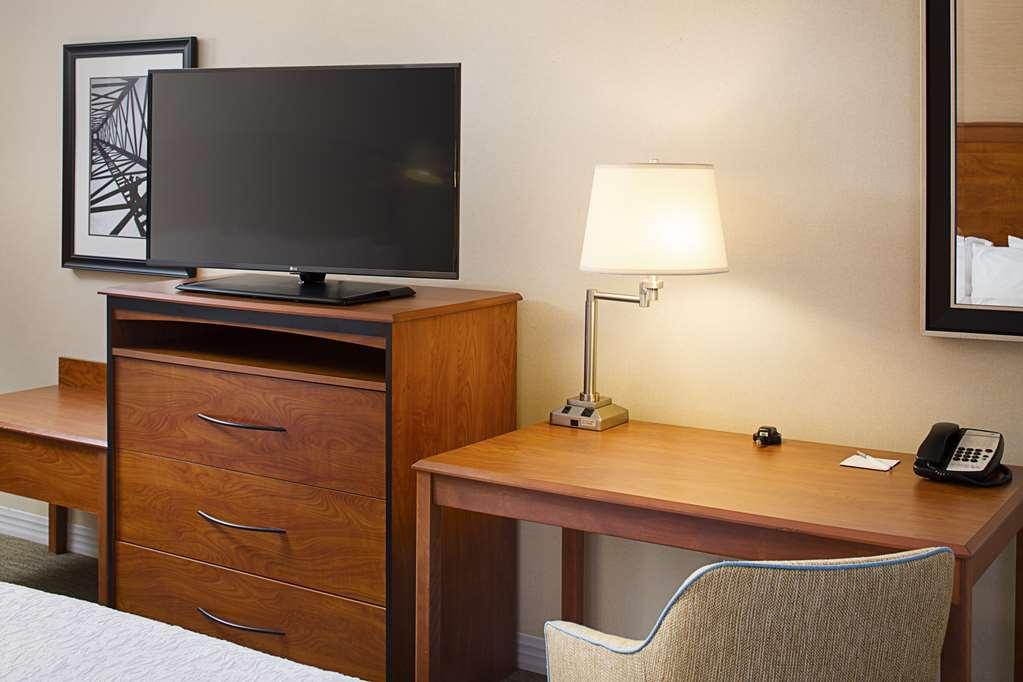 Hampton Inn & Suites - Mansfield Room photo